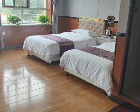 Minhe Lijing Business Hotel فنادق في مين خه