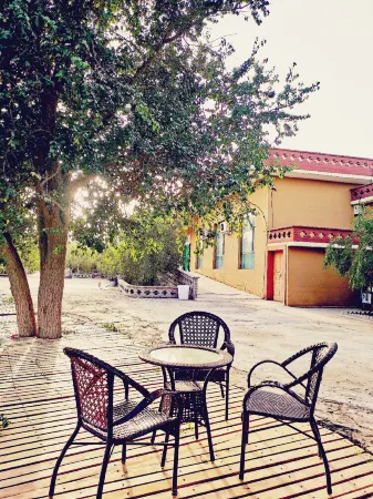 Ruoqilou Lanqi Tiao Homestay