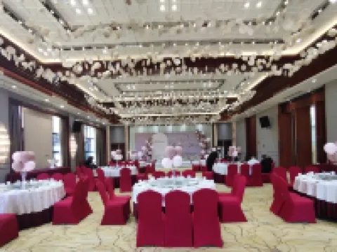 Zhongzhou Leading Hotel โรงแรมในเติงเฟิง