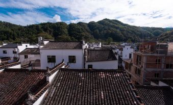 Fengyuelou·Villa Mountain View Leisure Resort Meisu (Wuyuan Shicheng Hongfengye Scenic Area)