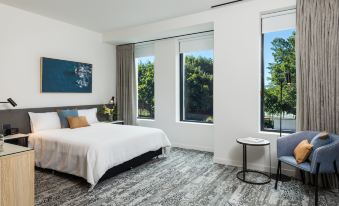 Oaks Cairns Hotel