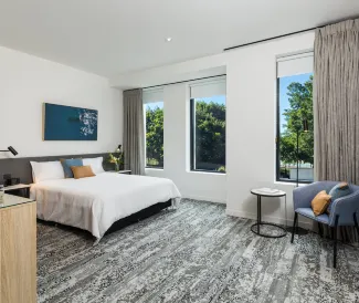 Oaks Cairns Hotel