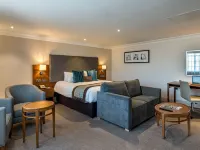 ذا ماربل آرتش هوتل، باي ثيسل Hotels near ويست إند