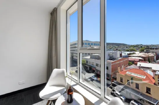 Allurity Hotel Отели рядом с достопримечательностью «Hobart Convict Penitentiary»