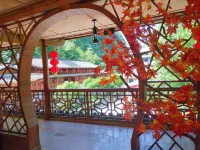 Koi Mountain Cliff Lodge · Cliff Hotel - breakfast