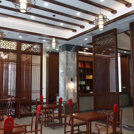 Yueyu Lake View Hotel (Gaoyou Qingshuitian Resort Branch)