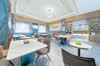 Super 8 Selected Hotel (Century Avenue Branch, Bachu County) - breakfast