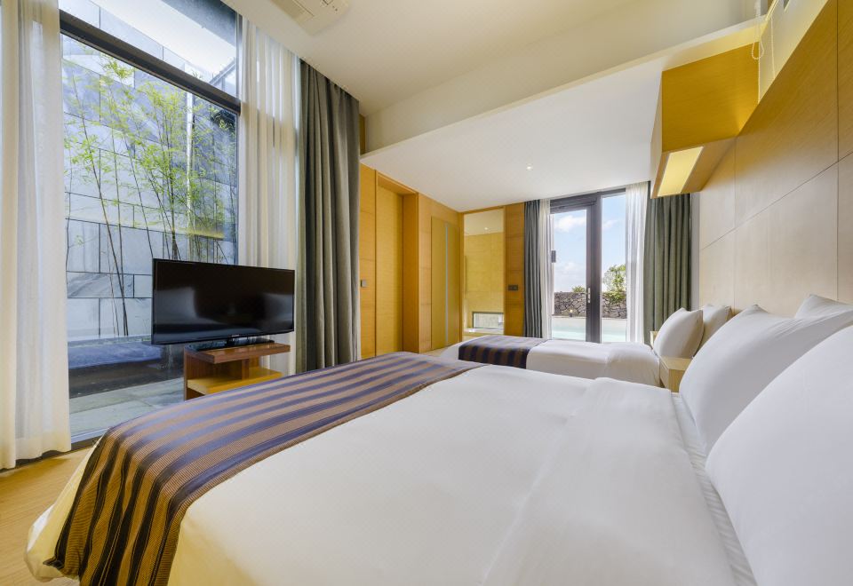 스탠포드호텔앤리조트 제주 수영장