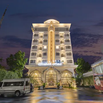 Elizabeth Hotel Отели рядом с достопримечательностью «Комплекс туннелей Кучи»