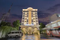 伊麗莎白飯店 Cửa Hàng DV Tin Học Quỳnh Như附近的飯店