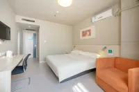 Jinjiang Inn (Tianjin Haiyang Hi-tech Zone) Hotels near Applied Art Department of Tianjin Coastal Polytechnic College