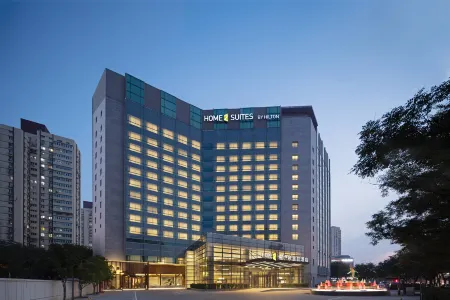 Home2 Suites by Hilton Beijing West Railway Station