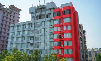 Jishe Hotel (Foshan Lingnan Tiandi Zumiao Subway Station)