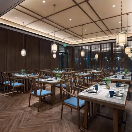 TILL BRIGHT HOTEL (Yiyang Heshan District Pedestrian Street Branch)