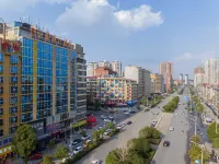 Elong Leisure Hotel (Loudi Railway Station Liangang Walmart) Hotel a Loudi
