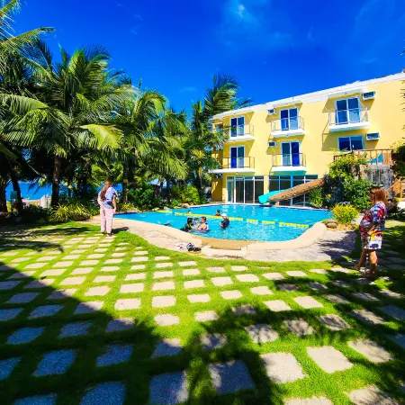Crystal Shore Beach Resort Powered by Cocotel
