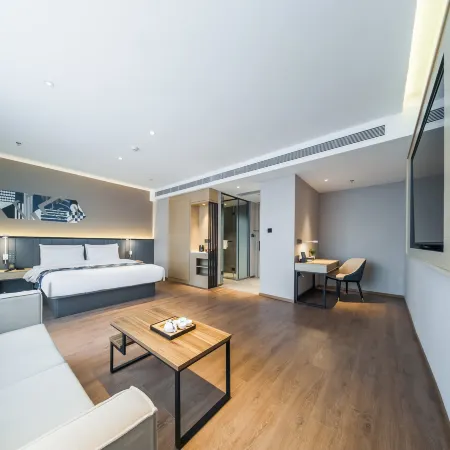 Aifeel Hotel (Lvliang Century Square)