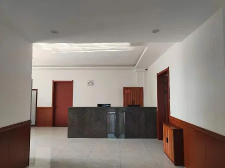 Grandenburg Beer Manor Отели рядом с достопримечательностью «Jianchang Ancient City, Liaoning»