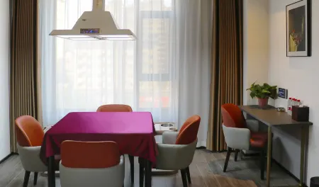 Yuncheng PARKPLAZA  Hotel Отели рядом со станцией Yuncheng North Railway Station