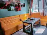 Lixian shanyemingju  lixiaolubipenggiudian - bar