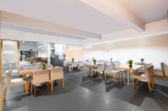 Xuli Hotel (Chengdu Chunxi Road Taikoo Li Branch)