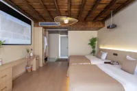 Four Seasons • Wangxian Valley View Inn - Homestay