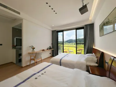 Yiyuan Countryside Home Hotels near Moon Bay (Yueliang Bay, Wuyuan)