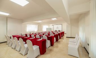 Rezen Hotel Burqin