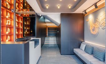 Mannsic Hotel (Beijing Communication University Dalianpo Subway Station Branch)