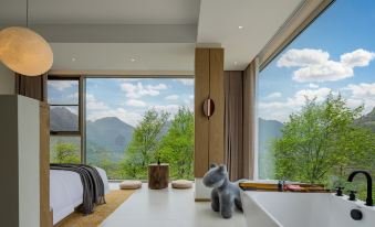 Enshi No.7 Valley Lodge
