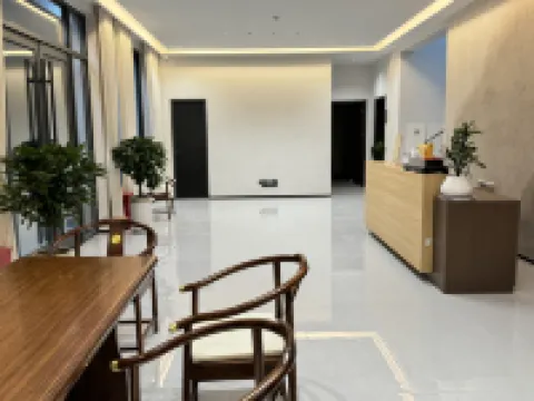 Weishan Island Hufeng Manshe Homestay (Weishan Lake Scenic Area)