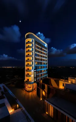 上海SK簡奢酒店•雲瀾（松江大學城萬達廣場店） 鄰近BNS避難所·露營地·派對定製（百花港）的酒店