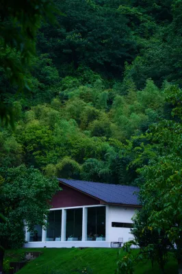 Dujiangyan Fangnanye Holiday Home Hotels near Waziping Style Town