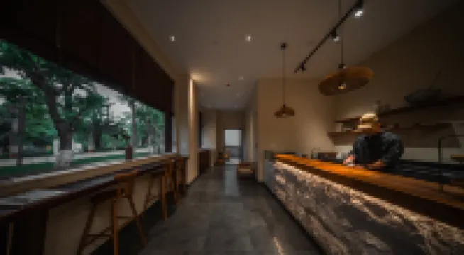 Mile Shede Private Hot Spring Hotel