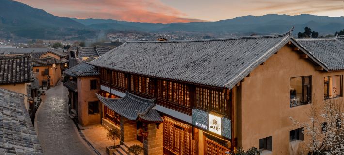 Shaxi Sihe Jinli Resort Hotel 剣川のホテル