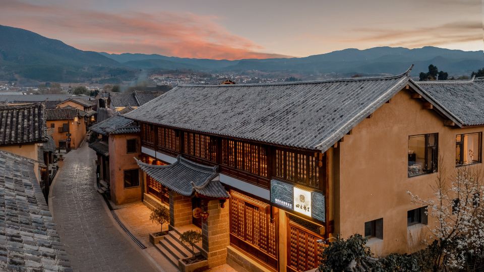 Shaxi Sihe Jinli Resort Hotel