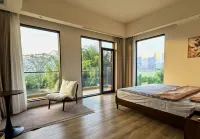Yingde Huayuanli Hotel (Yingxi Peak Forest Corridor Branch)