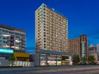 Hanting Hotel (Yining Global Port Six-Star Street Scenic Area Branch) 이닝 호텔