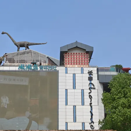 Lanzhandao Hostel (Luoyang Longmen Station Dahehui)