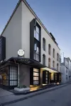 Yinyan · SilverSALT | Homestay - Bar