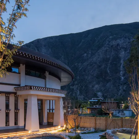 A Journey of a Thousand Miles · Shuimo Jinsha Hot Springs Vacation Apartment