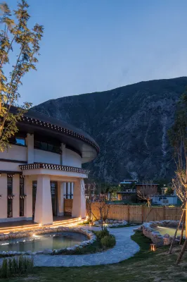A Journey of a Thousand Miles · Shuimo Jinsha Hot Springs Vacation Apartment - baru