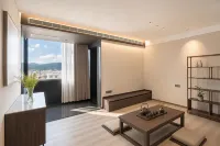 Xiangyun Qitu Hotel - parkir