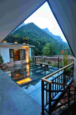 Linzhou Liyuan Homestay Hotels near Taihang Sky Road
