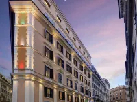 Marcella Royal Hotel - Rooftop Garden Hotels near San Silvestro in Capite