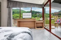 Longji Rice Terraces Blue Shadow Themed Homestay (Jinfo Summit Cableway Station)