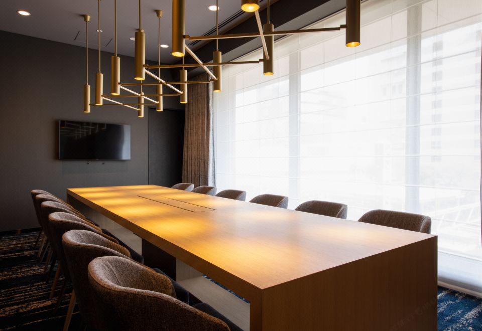 5. 호텔 메트로폴리..