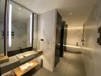 Nanjing Olympic Sports Expo Center UEASY Hotel