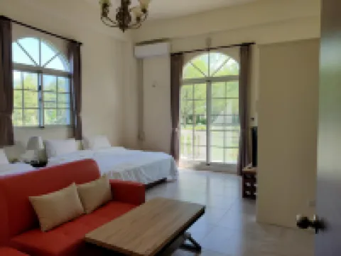 Guzhu Shiyuan Hotels near محطة شوفينج