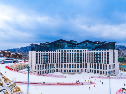 YUN-ZEN JINLING CUIYUNSHAN HOTEL CHONGLI